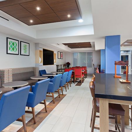 Holiday Inn Express Elk Grove West I-5 By Ihg Экстерьер фото